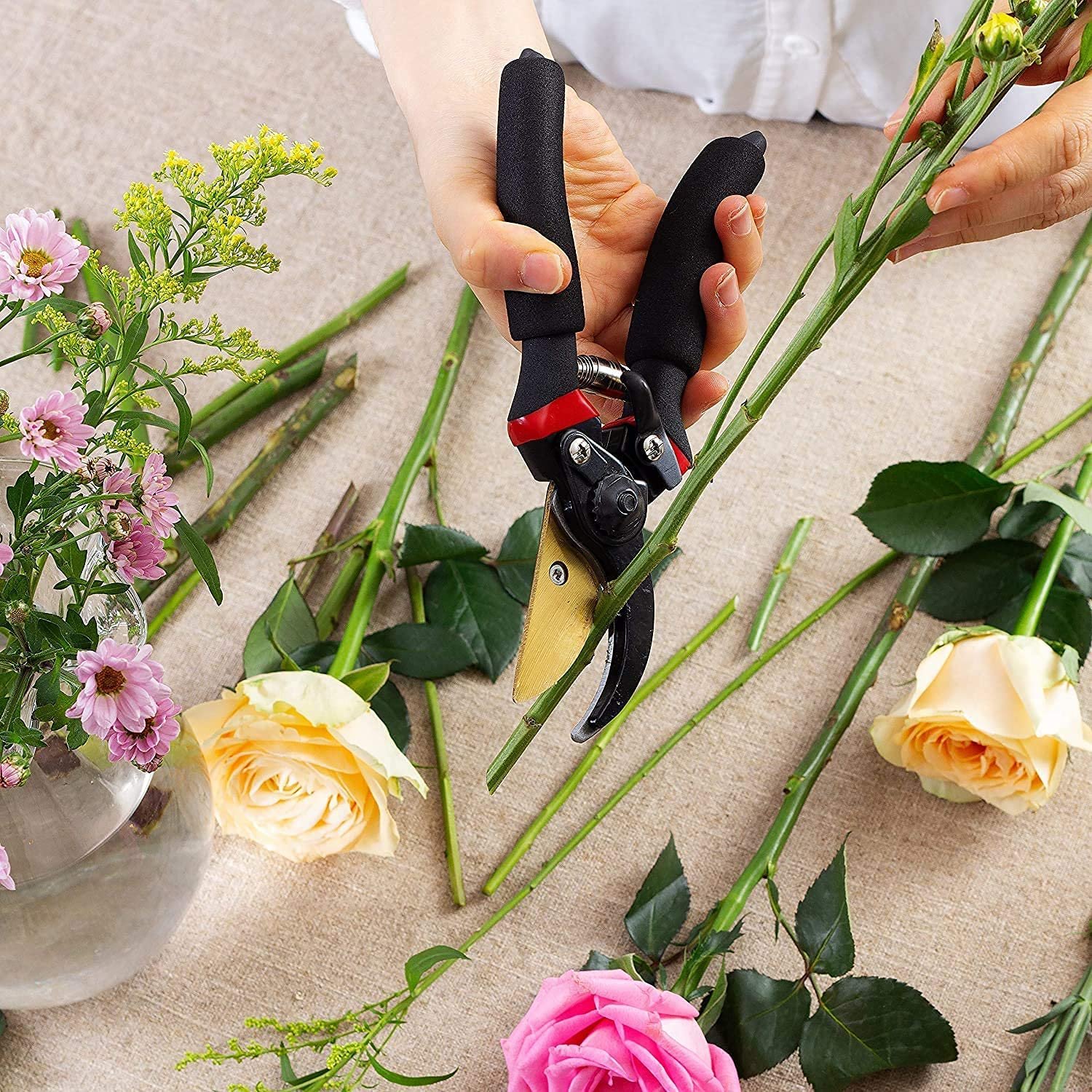 8 Inch Heavy Duty Bypass Plant Cutter for Garden, Pruners for Plants Cutting Gardening Scissors with Safety Lock, Pruning Shears for Indoor Outdoor Plants, Flower, Herb, Stem, Branch (Black) - Image 8